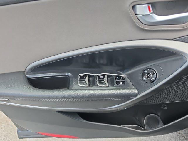 Used 2018 Hyundai Santa Fe Sport FWD image 19