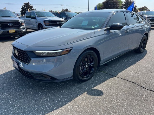 Used 2025 Honda Accord SE image 3