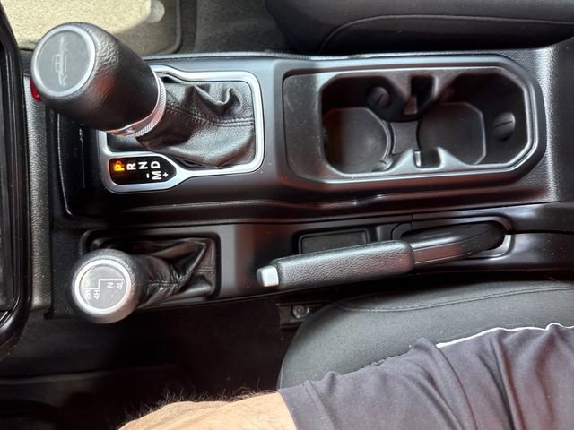 Used 2020 Jeep Gladiator Sport w/ Quick Order Package 24S image 19