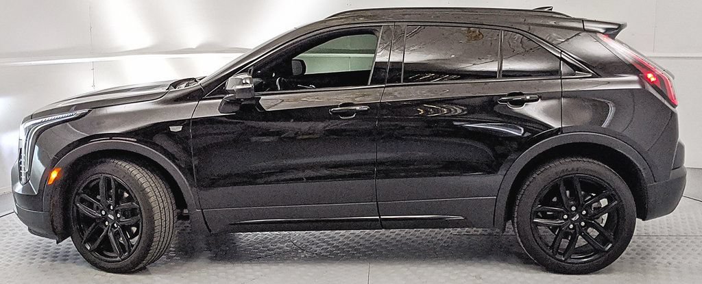 Used 2022 Cadillac XT4 Sport w/ Comfort Package AWD/4WD image 5