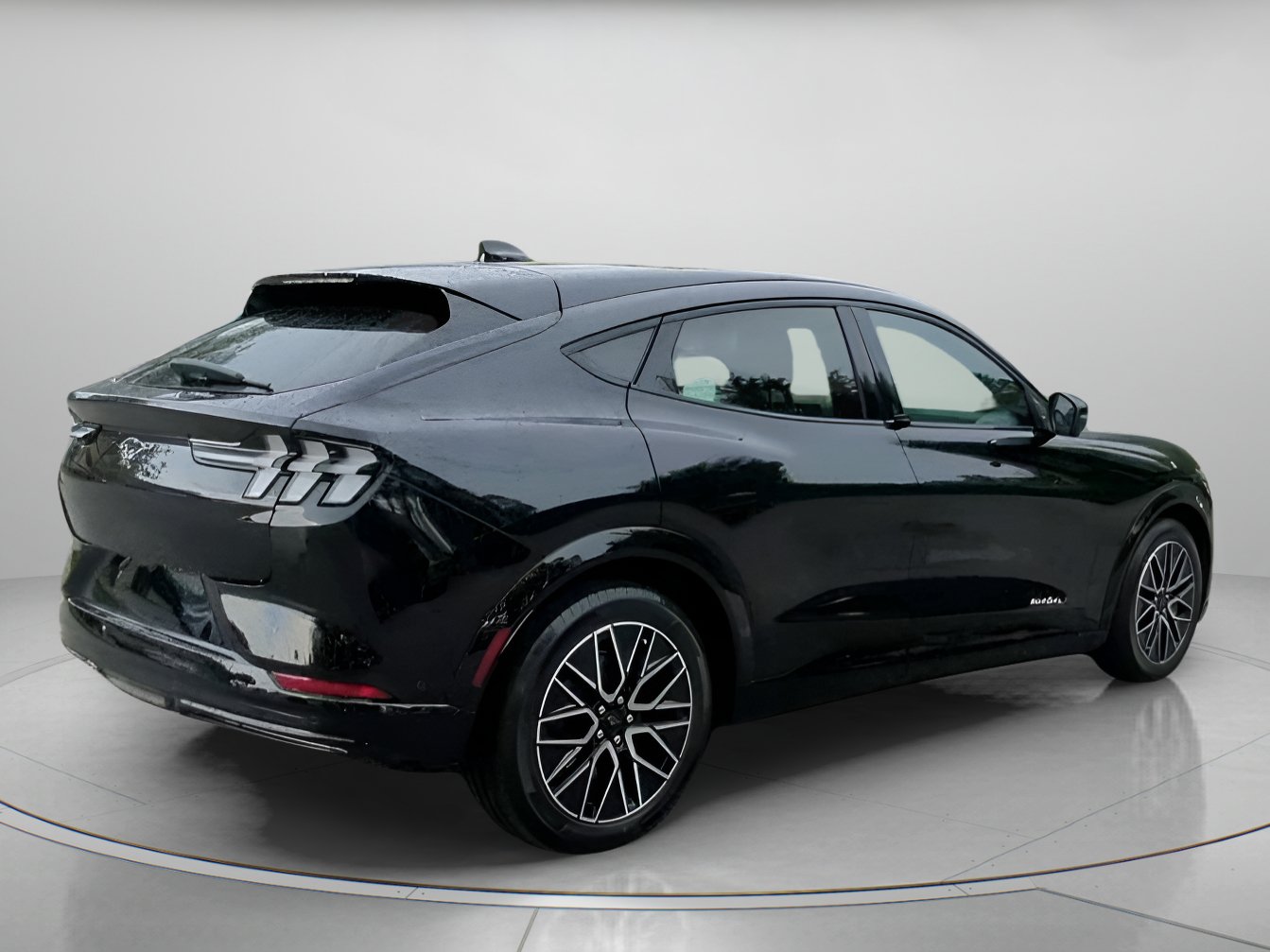 Certified 2024 Ford Mustang Mach-E Premium AWD/4WD image 28