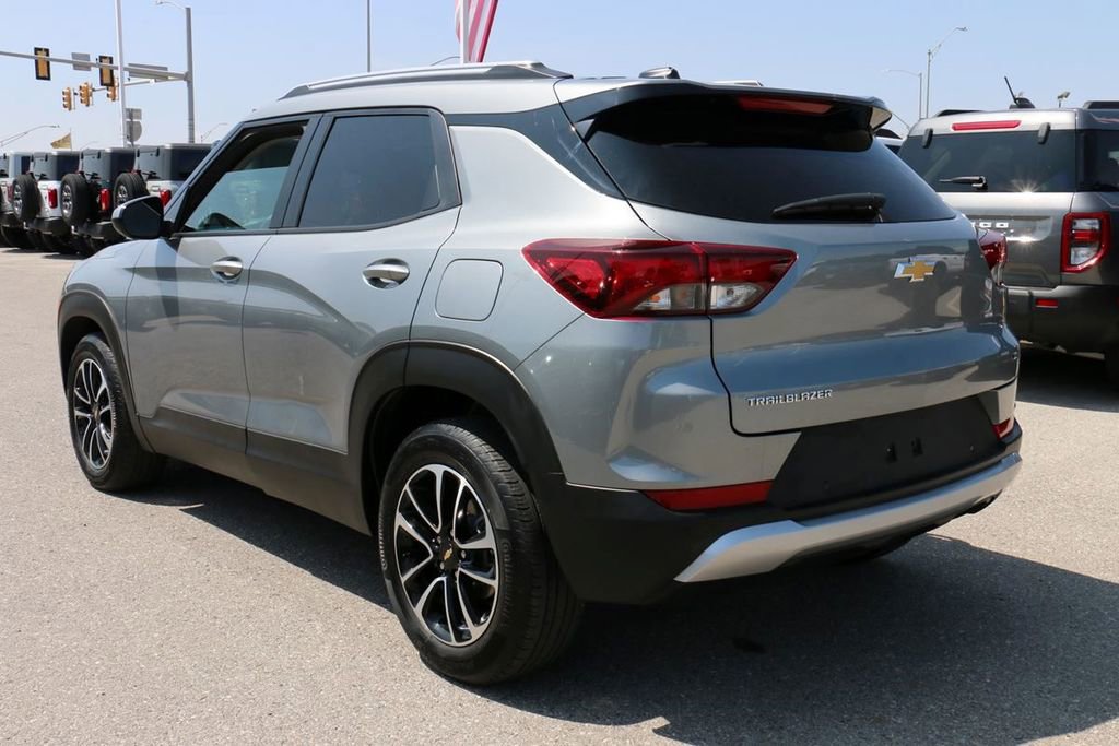 Used 2026 Chevrolet TrailBlazer LT w/ Driver Confidence Package FWD image 7