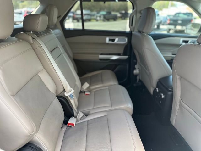 Certified 2021 Ford Explorer Limited w/ Hybrid Equipment Group 310A image 26