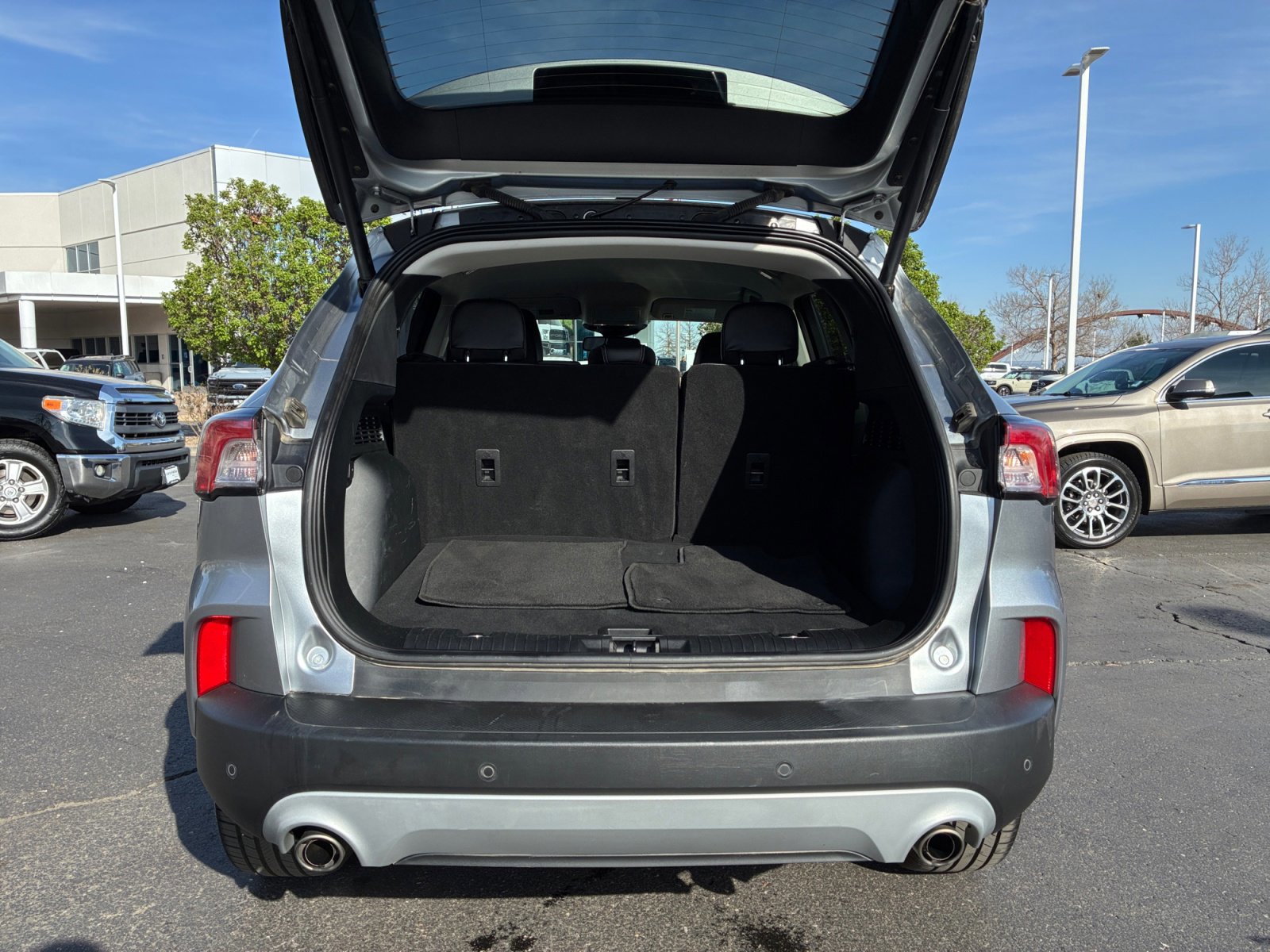 Certified 2022 Ford Escape Titanium image 33