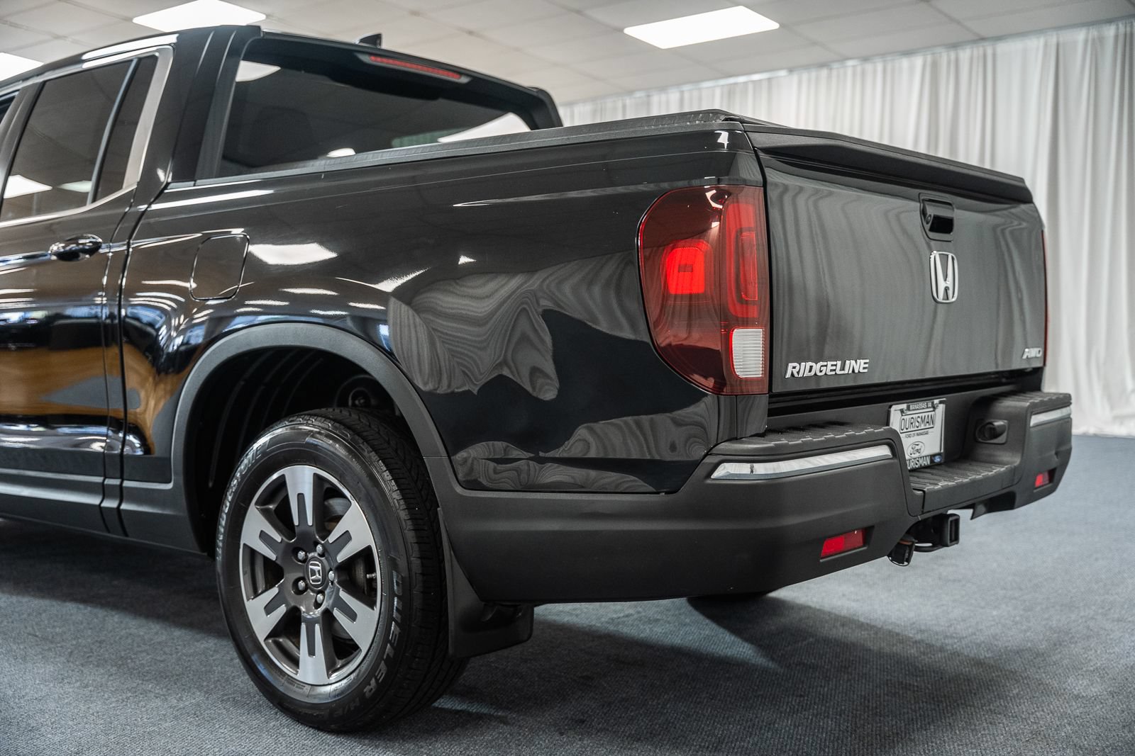 Used 2017 Honda Ridgeline RTL-T image 6