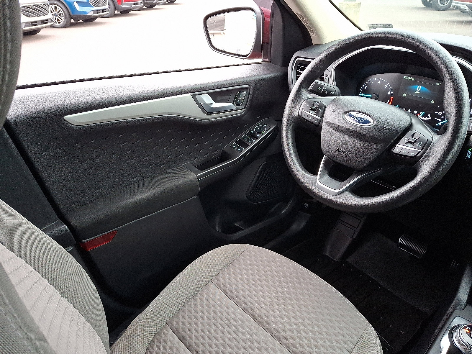 Certified 2020 Ford Escape SE image 14