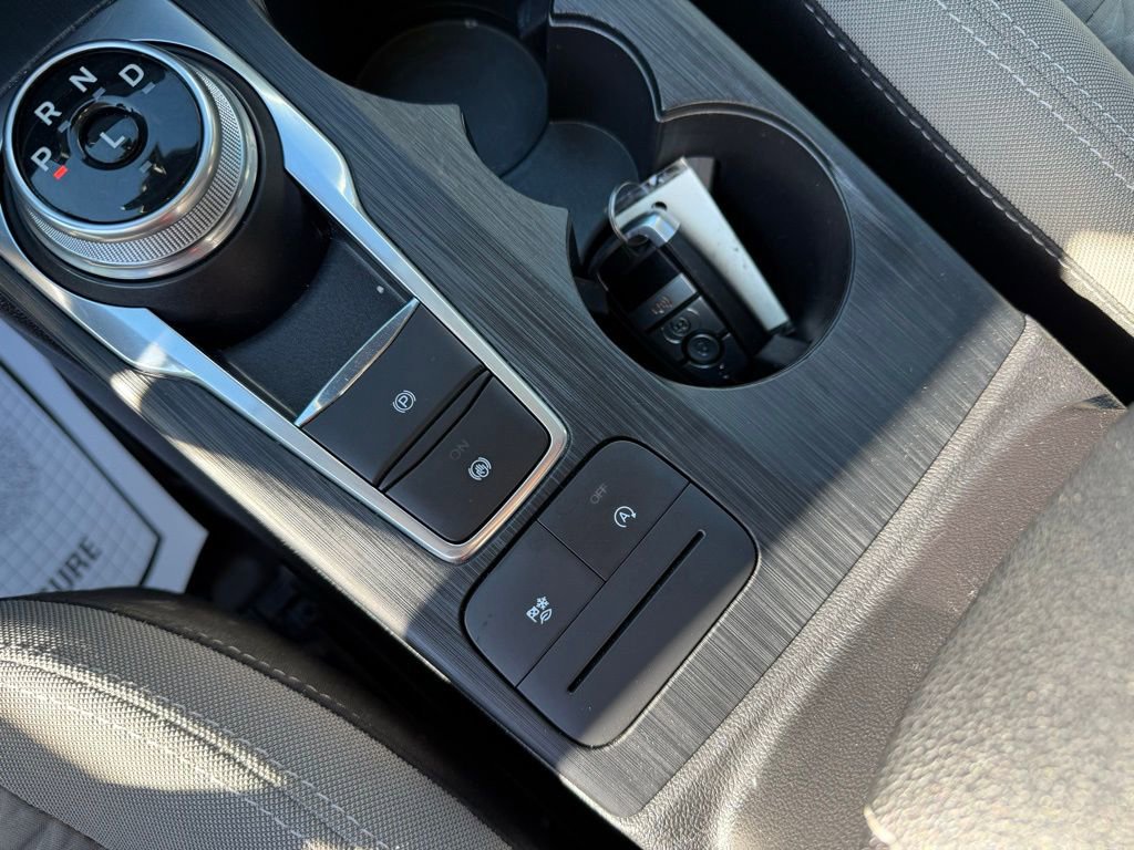 Certified 2022 Ford Escape SE w/ Cold Weather Package image 37