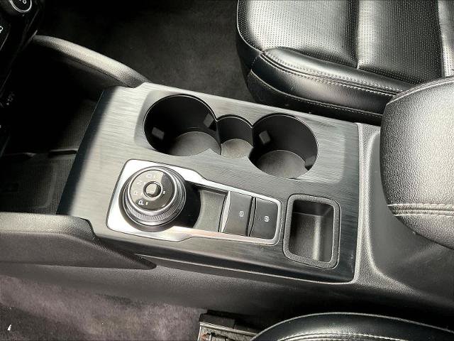 Certified 2024 Ford Escape Platinum AWD/4WD image 19