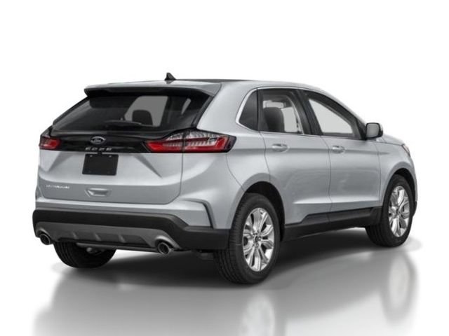 Certified 2022 Ford Edge Titanium w/ Class II Trailer Tow Package AWD/4WD image 2