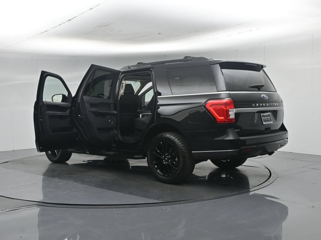 Certified 2024 Ford Expedition XLT AWD/4WD image 35