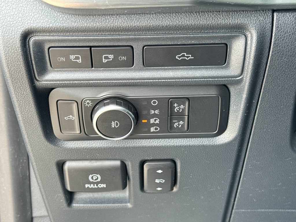Certified 2021 Ford F150 Lariat RWD image 13
