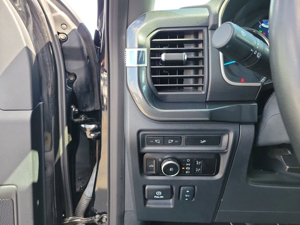 Certified 2023 Ford F150 XLT w/ Equipment Group 302A High image 22