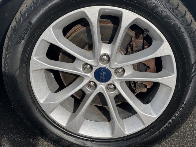 Certified 2020 Ford Fusion SE image 25