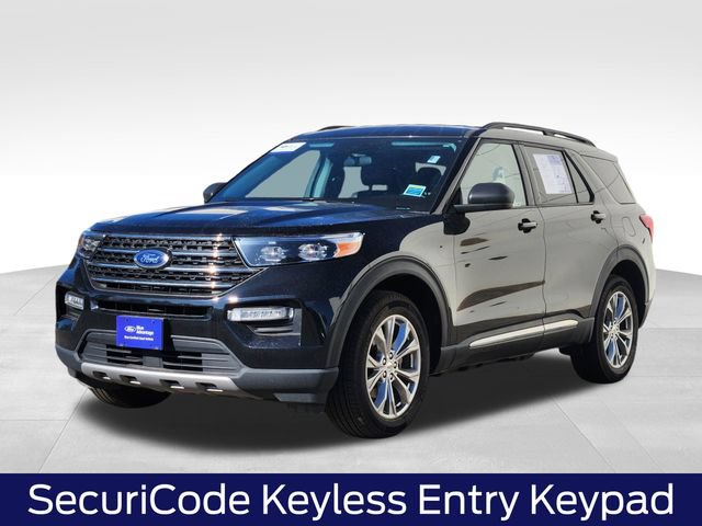 Certified 2023 Ford Explorer XLT w/ Equipment Group 202A AWD/4WD image 5