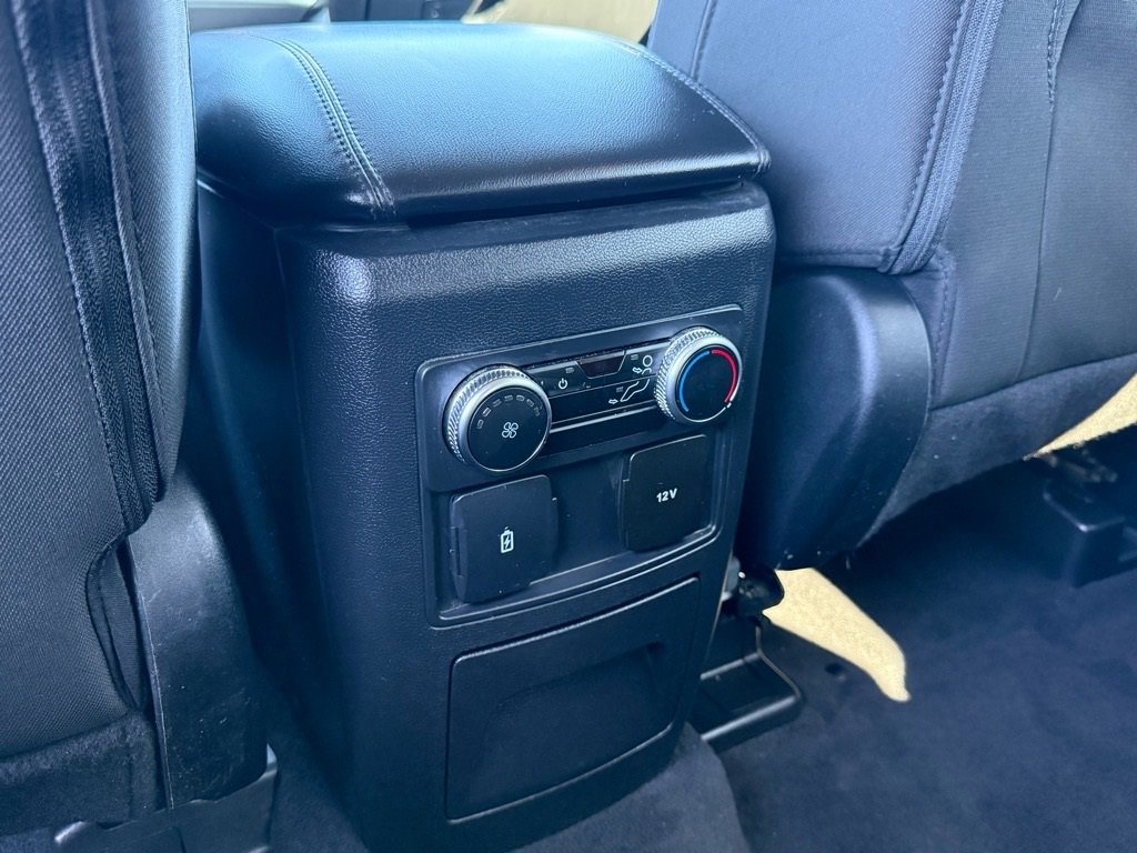 Certified 2022 Ford Explorer XLT w/ Class IV Trailer Tow Package image 13