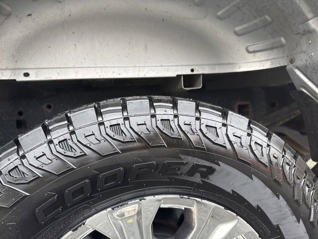 Certified 2019 Ford F250 XLT w/ XLT Premium Package image 10