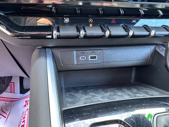 Used 2024 Chevrolet Colorado Z71 w/ Advanced Trailering Package AWD/4WD image 15