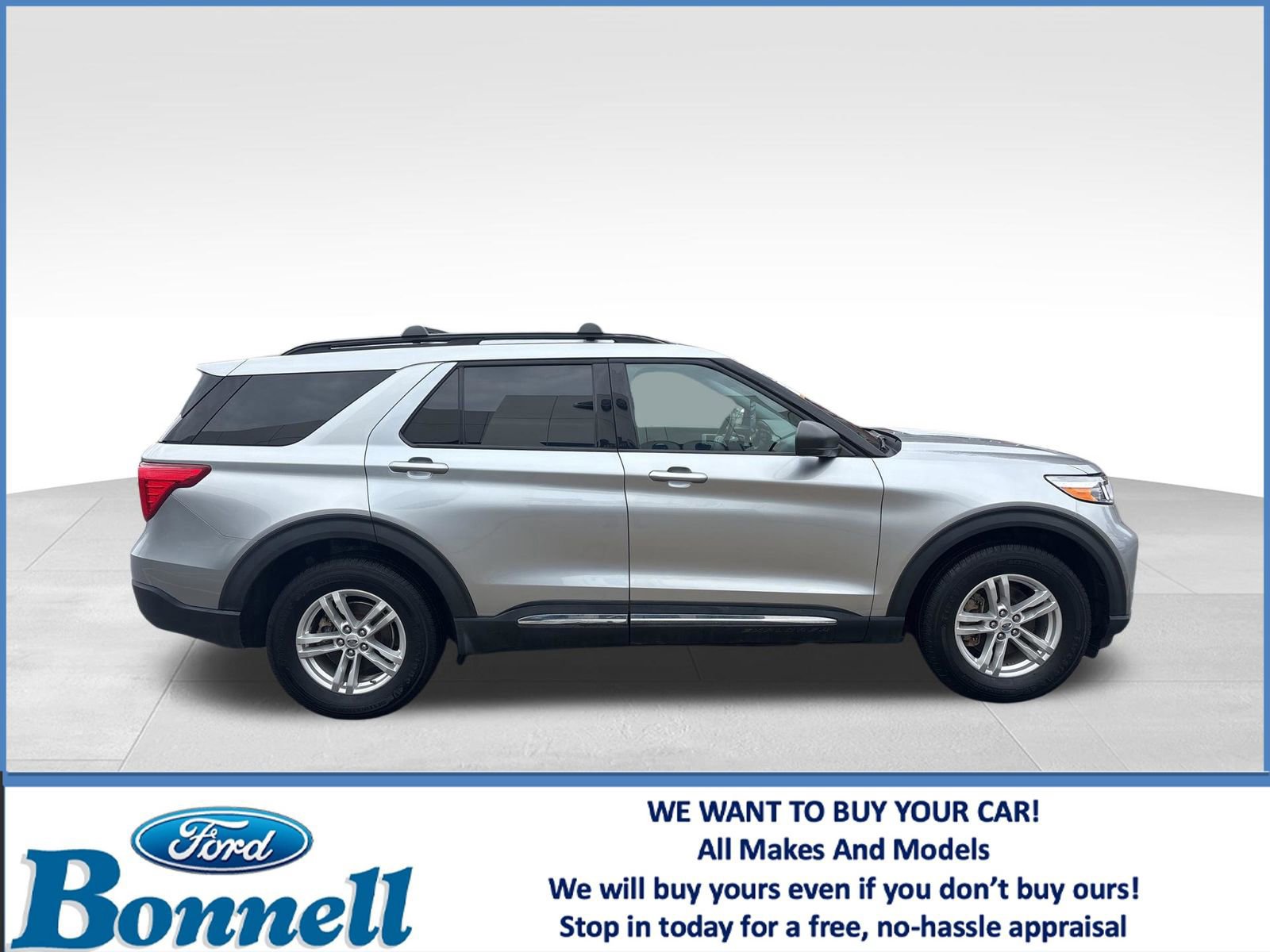 Certified 2021 Ford Explorer XLT w/ Equipment Group 202A image 3