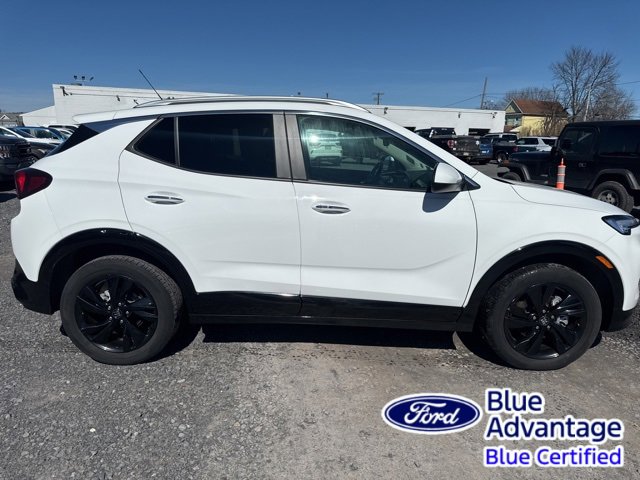 Used 2024 Buick Encore GX Sport Touring image 5