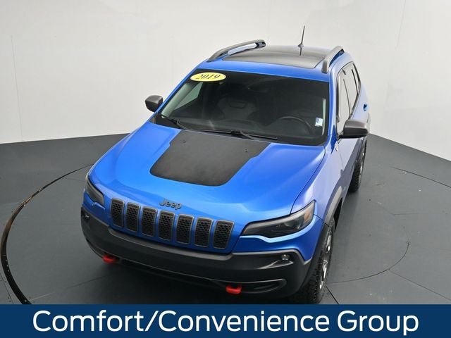 Used 2019 Jeep Cherokee Trailhawk w/ Comfort/Convenience Group AWD/4WD image 22