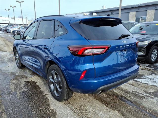Certified 2023 Ford Escape ST-Line w/ Tech Pack #1 image 4