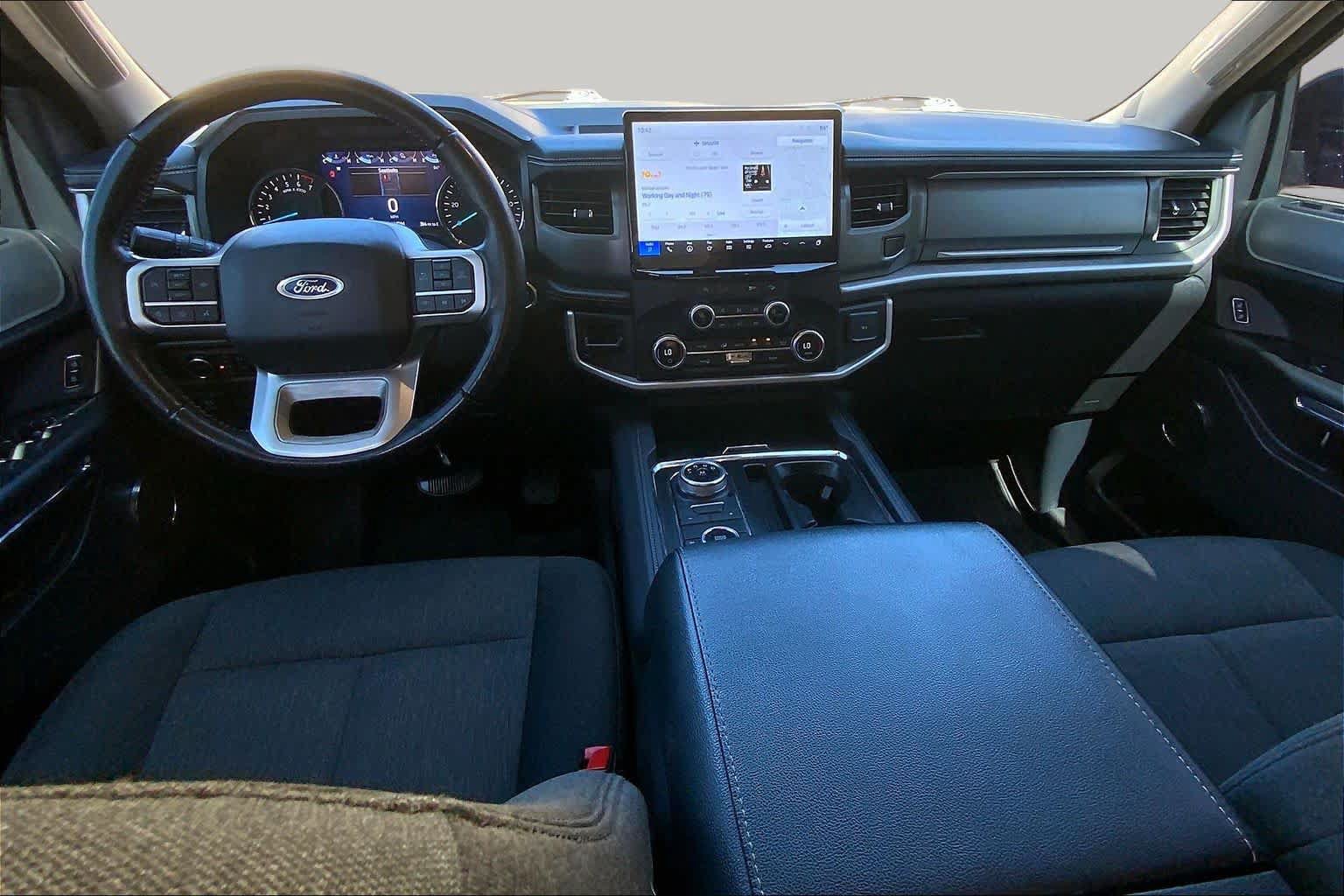 Certified 2024 Ford Expedition Max XLT AWD/4WD image 16