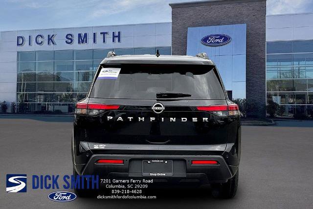Used 2025 Nissan Pathfinder SV FWD image 5