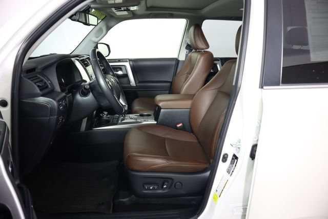 Used 2023 Toyota 4Runner Limited AWD/4WD image 35