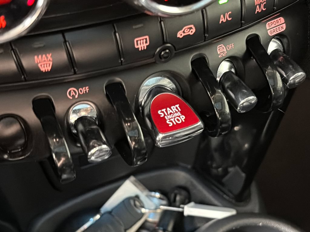 Used 2024 MINI Cooper S FWD image 21