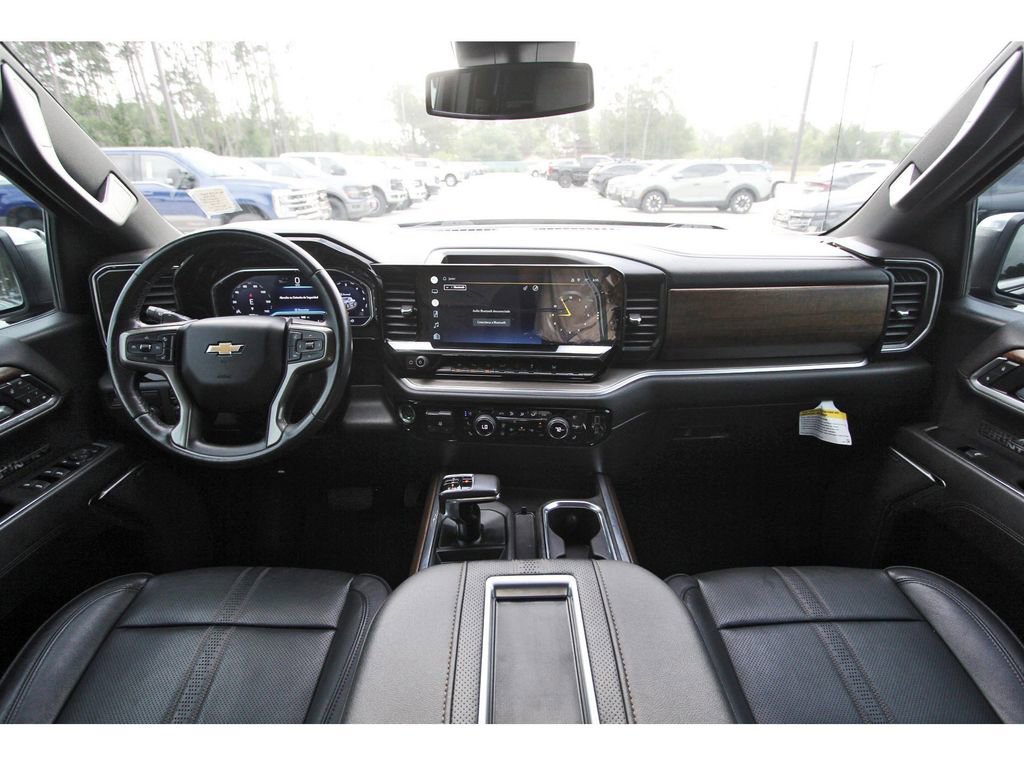 Used 2022 Chevrolet Silverado 1500 High Country image 12