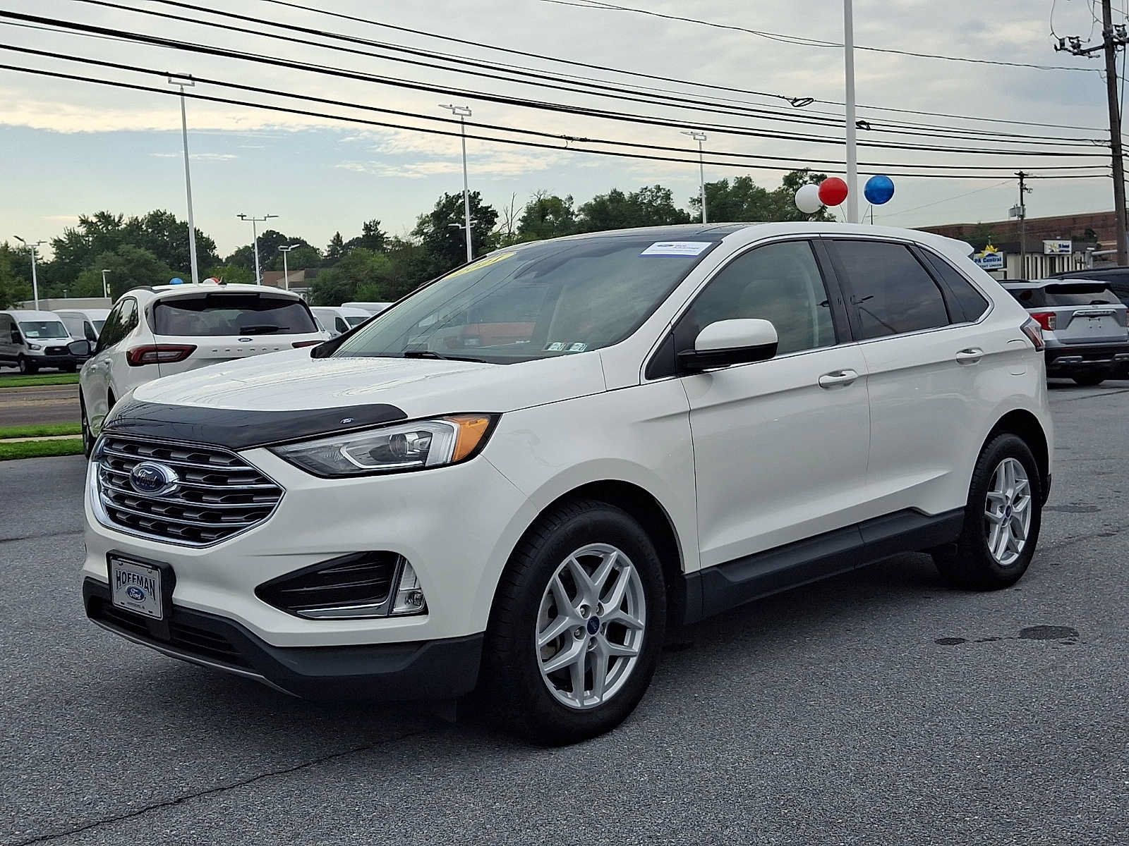 Certified 2021 Ford Edge SEL w/ Convenience Package AWD/4WD image 3