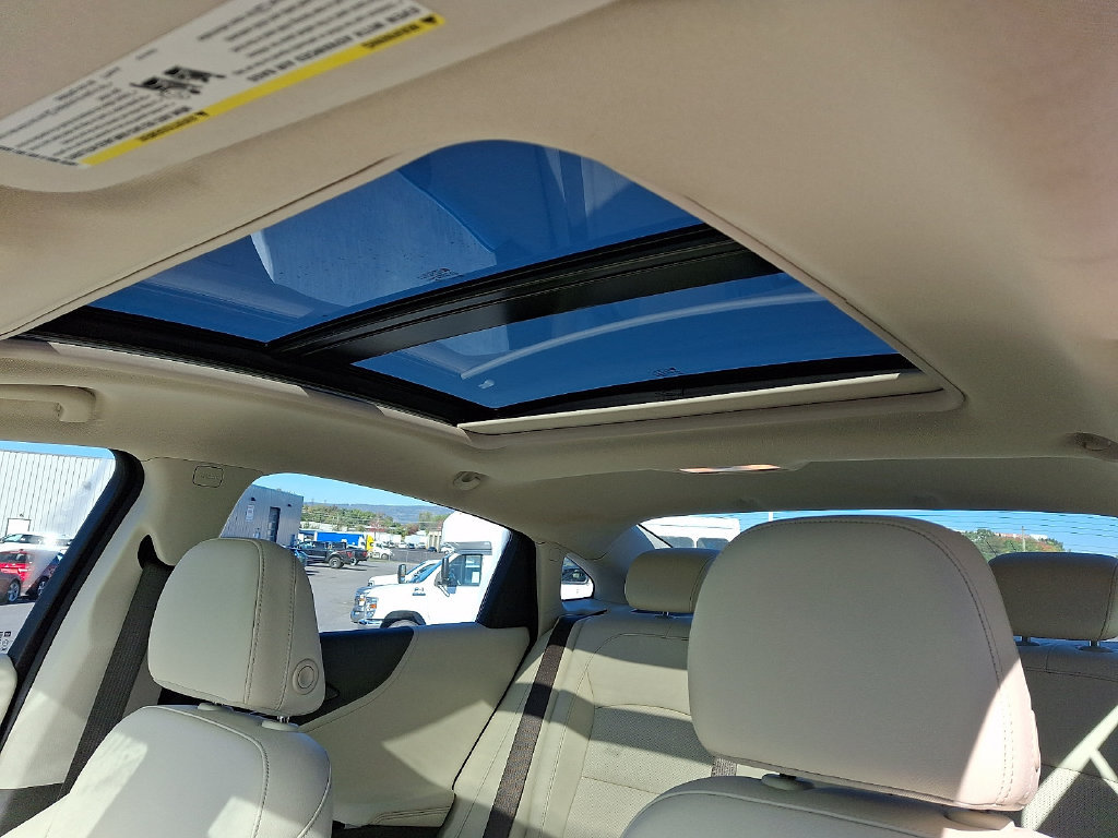 Used 2021 Chevrolet Malibu Premier FWD image 14