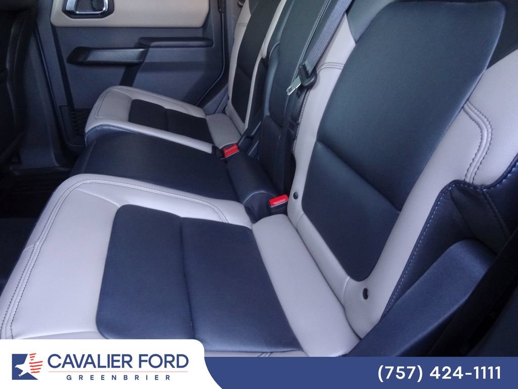 Certified 2024 Ford Bronco Wildtrak AWD/4WD image 8