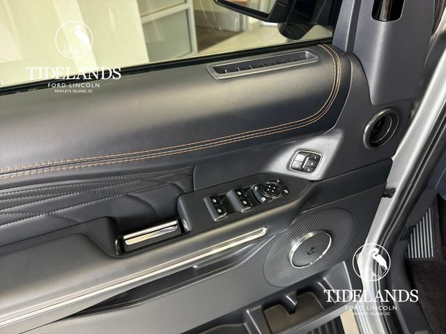Certified 2023 Ford Expedition Platinum AWD/4WD image 15