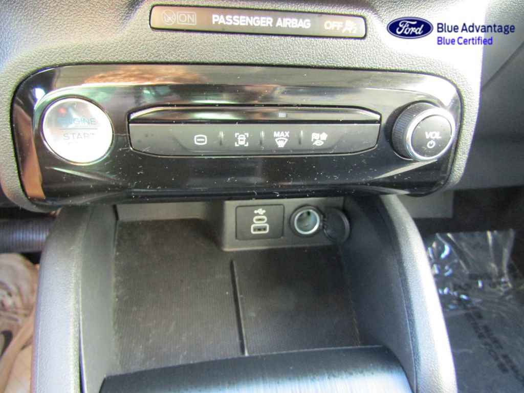 Certified 2026 Ford Escape SE w/ Class II Trailer Tow Package FWD image 43