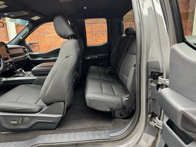 Certified 2021 Ford F150 XLT w/ Equipment Group 302A High image 25