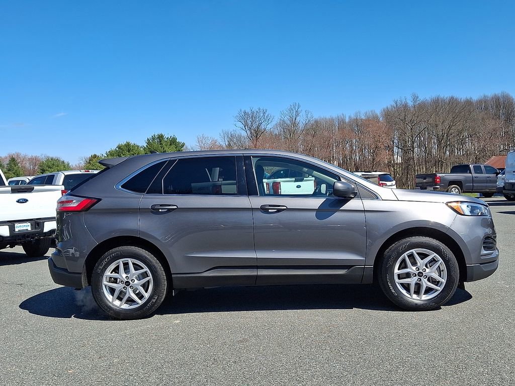 Certified 2024 Ford Edge SEL image 7