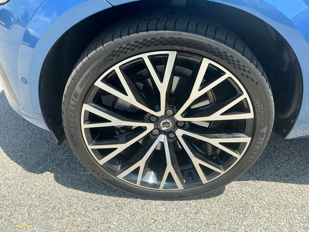 Used 2018 Volvo XC60 T6 R-Design w/ Convenience Package AWD/4WD image 21