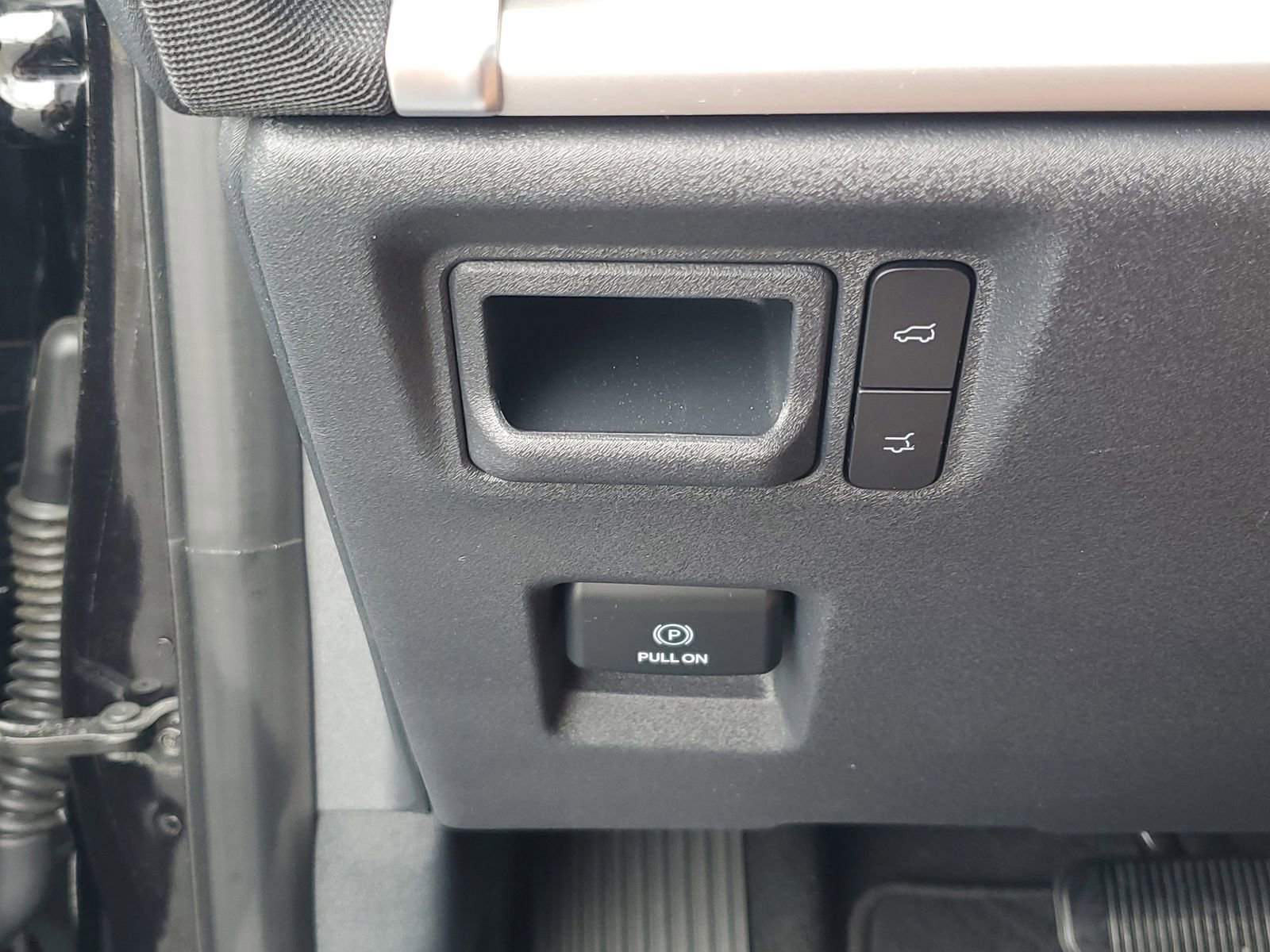 Certified 2025 Ford Expedition Active image 33