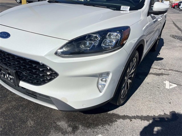 Certified 2020 Ford Escape Titanium image 9