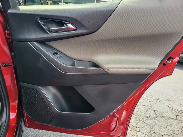 Used 2025 Chevrolet Equinox LT w/ Convenience Package II image 26