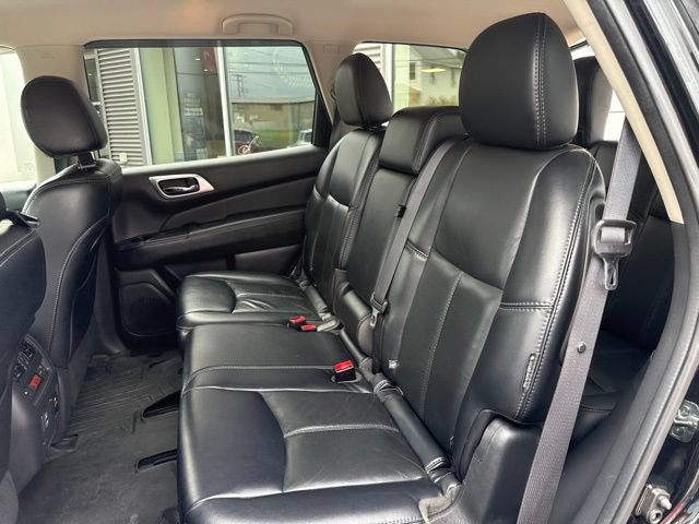 Used 2018 Nissan Pathfinder SL AWD/4WD image 41