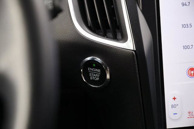 Certified 2024 Ford Edge Titanium image 35