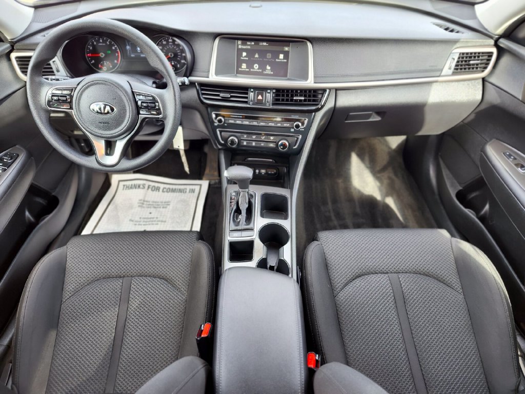 Used 2018 Kia Optima LX w/ 17" Alloy Wheels Package FWD image 12