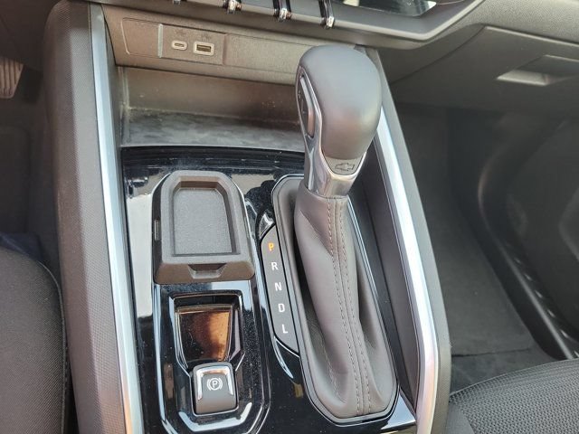 Used 2024 Chevrolet Colorado LT w/ LT Convenience Package RWD image 27