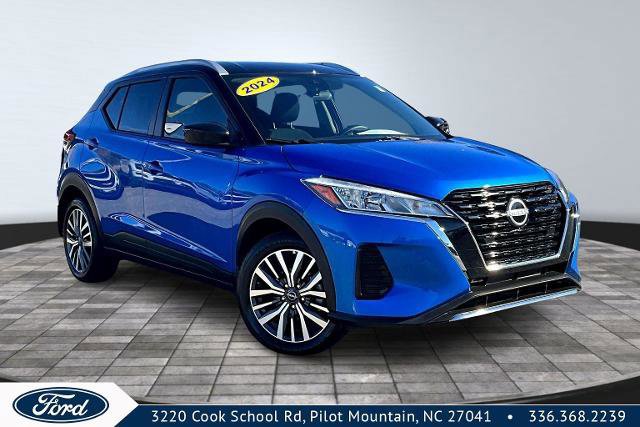 Used 2024 Nissan Kicks SV image 8