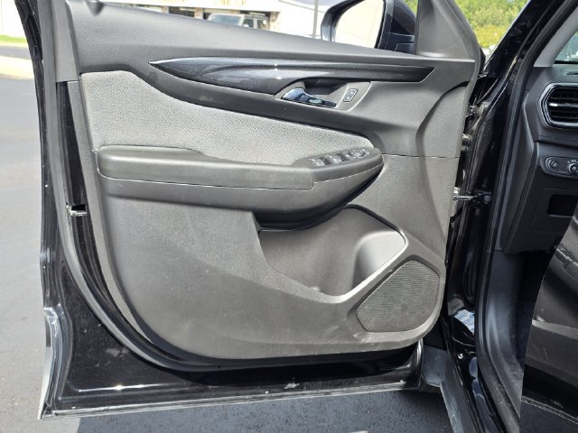 Used 2025 Chevrolet TrailBlazer LT AWD/4WD image 13