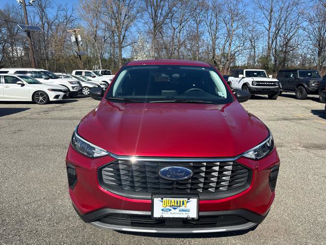 Certified 2023 Ford Escape Active AWD/4WD image 2