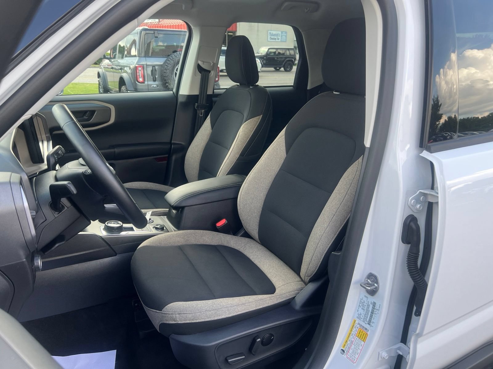 Certified 2025 Ford Bronco Sport Big Bend w/ Convenience Package AWD/4WD image 23