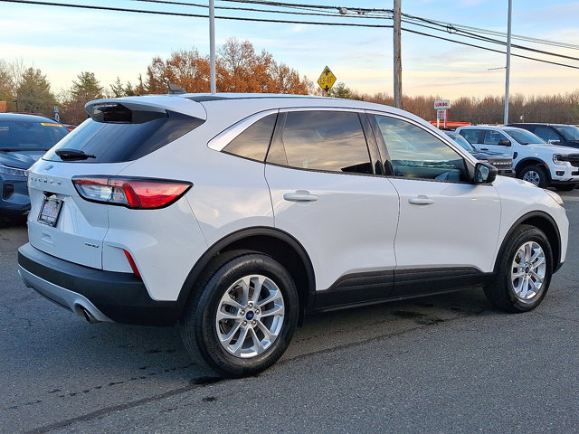 Certified 2022 Ford Escape SE w/ Cold Weather Package image 11